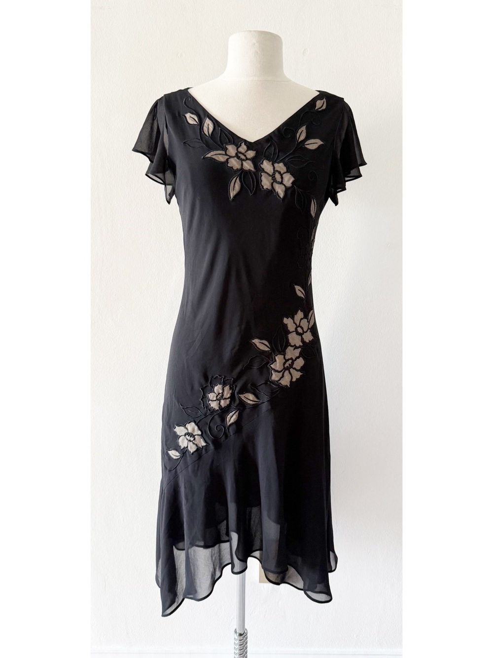 Vintage 90s/Y2K Adrianna Papell Black Floral Poly Chiffon Dress Size 4P